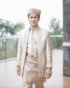 Attire Pengantin Minang